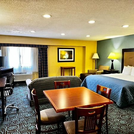 Regency Inn & Suites New London Mystic Ngoại thất bức ảnh