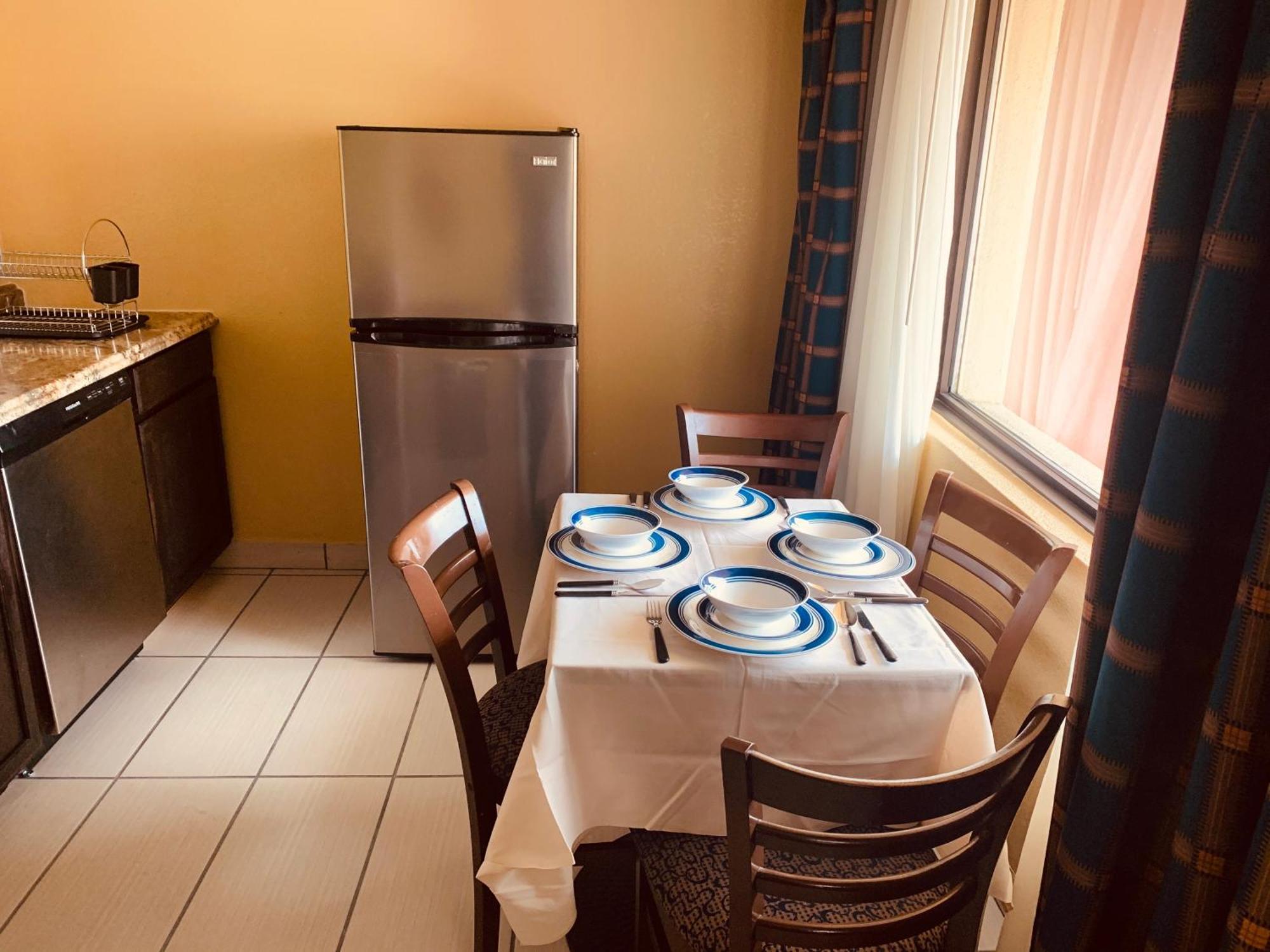 Regency Inn & Suites New London Mystic Ngoại thất bức ảnh