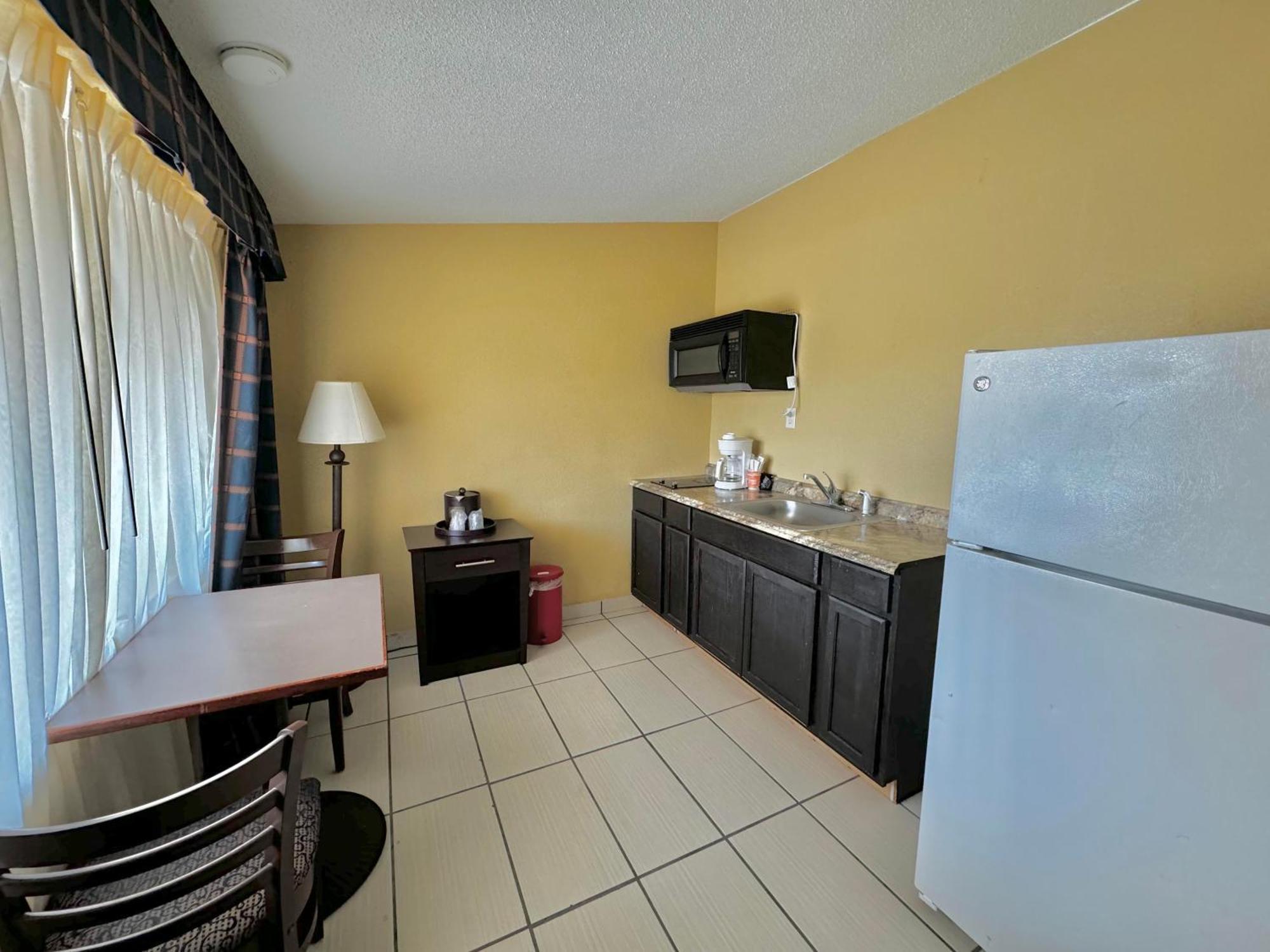 Regency Inn & Suites New London Mystic Ngoại thất bức ảnh